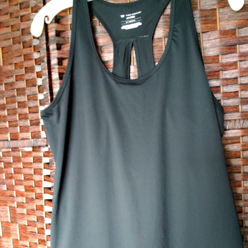 Tek gear, dry tek performance tank top, Sz M